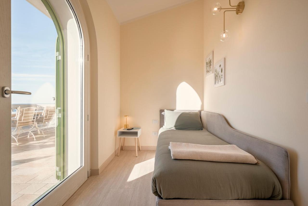 Villa Teti San Vincenzo Buitenkant foto