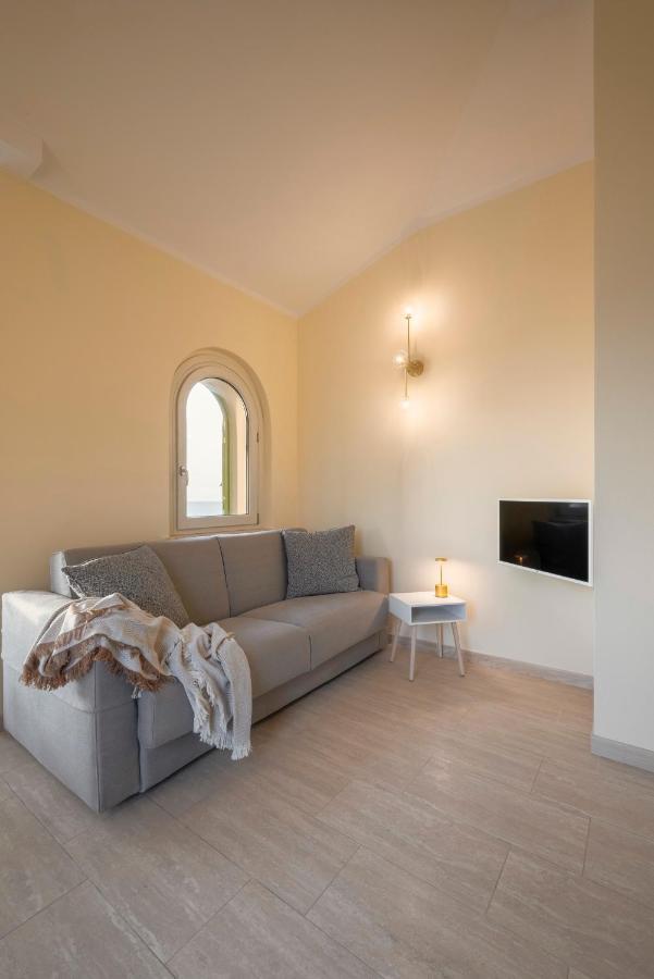Villa Teti San Vincenzo Buitenkant foto